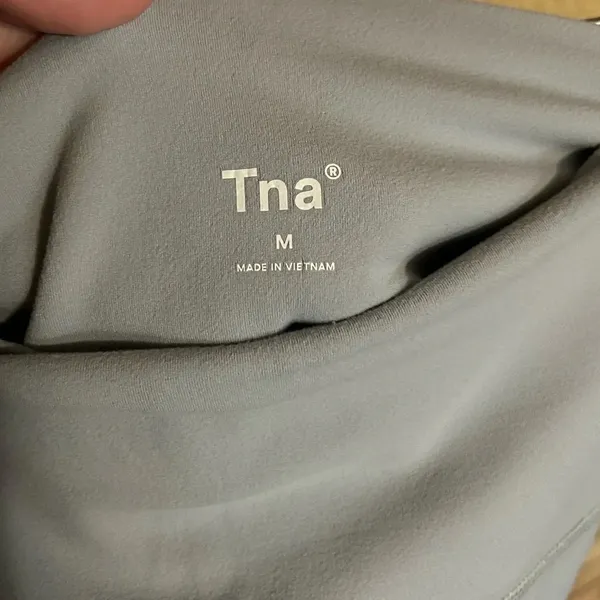 TNA Aritzia Blue High Rise Stretch 7" Inseam Bike Shorts Size Medium - Image 2