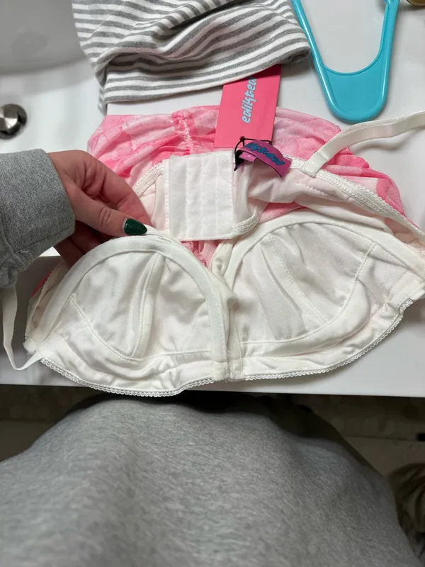 Edikted Top Tank Sheer - Image 5