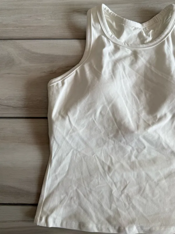 Glowmode FeatherFit™ Routine Round Neck Racerback Tank White Large NWT - Image 6