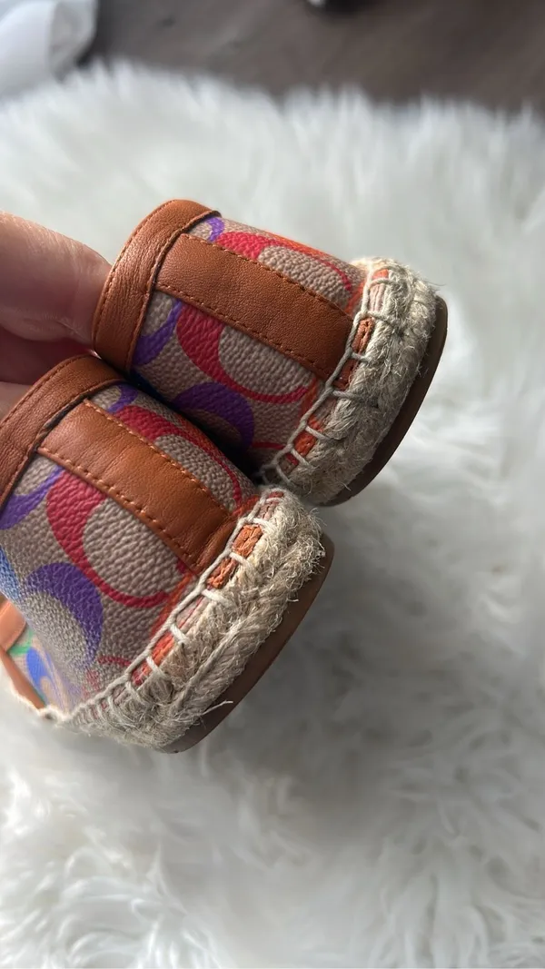 Coach Women Rainbow Espadrille Flats size 7 excellent condition - Image 2
