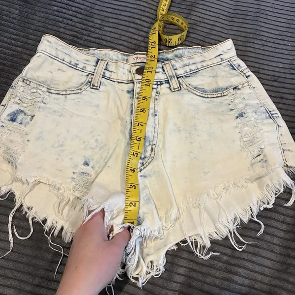 Vibrant Miu Shorts Womens Size S Blue Bleached Denim Jeans Distressed USA Made - Image 4