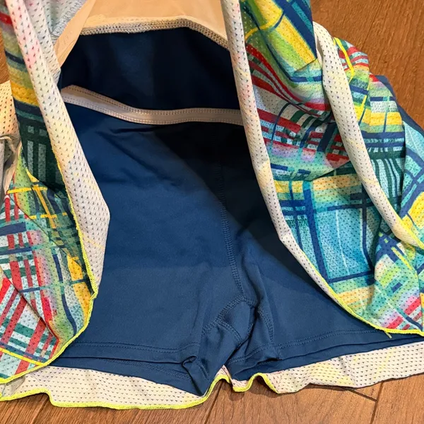 Lucky in Love Blue Pleated Tennis Skirt with Multicolor Geometric Print Size XL - Image 5