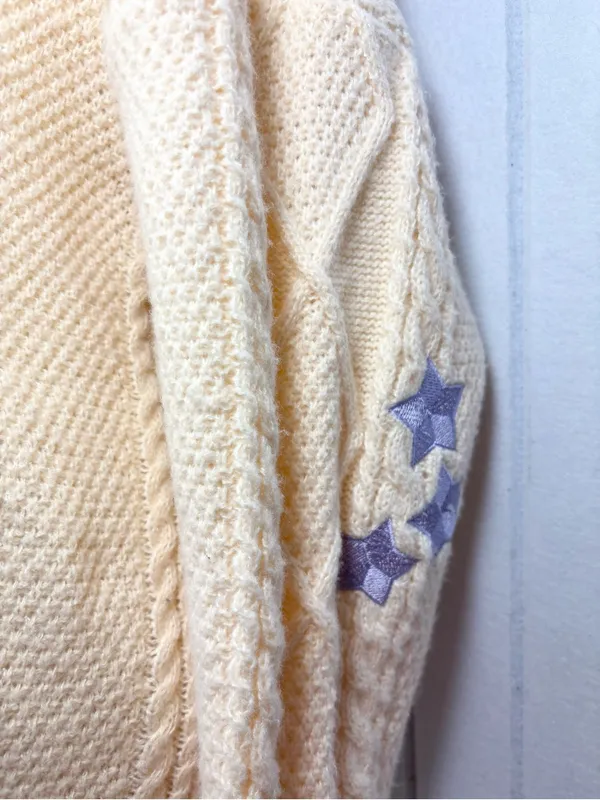 Taylor Swift‎ Cream Cable Knit Cardigan with Lavender Star Sleeves size M - Image 14