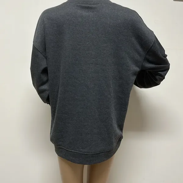 NWOT Dog Mom Sweatshirt Gray Size M - Image 5