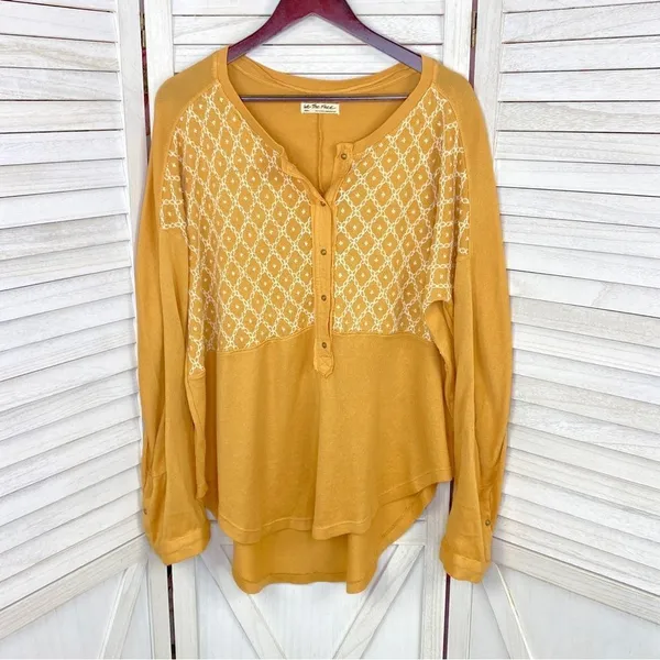 Free People Free Spirt Embroidered Knit Henley Top Peach‎ Fuzz XS - Image 9