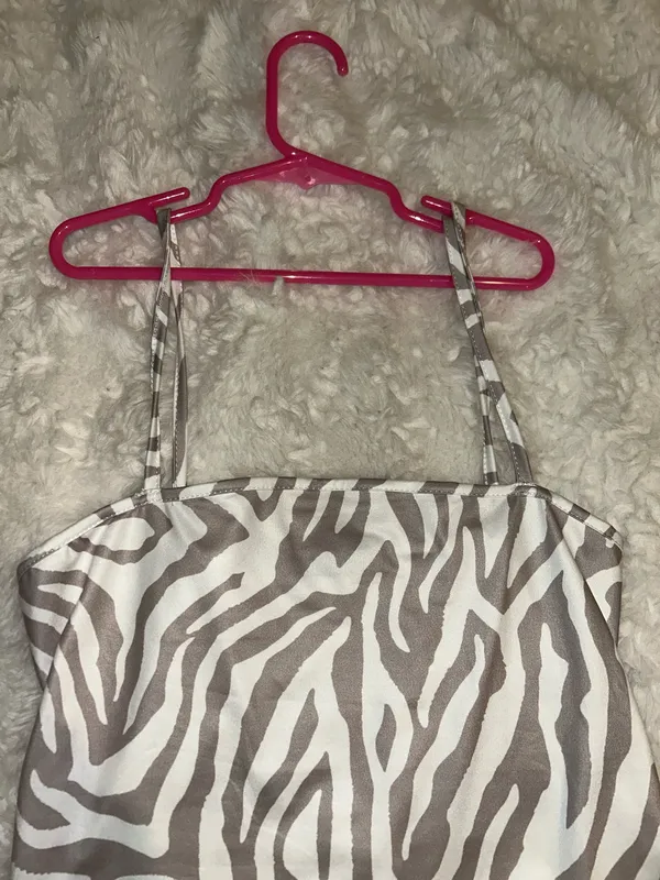 SheIn NWOT Zebra Stripe Slit Hem Short Dress - Image 3