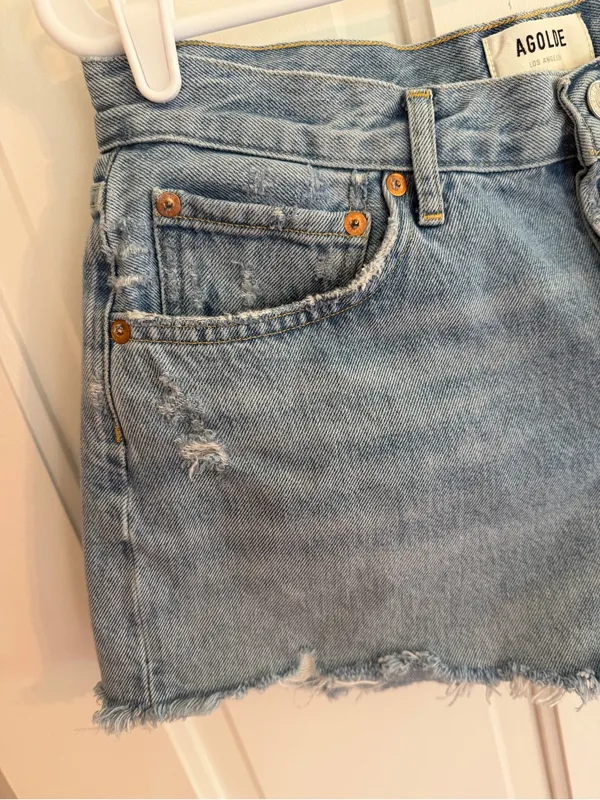 AGOLDE Parker‎ Denim Shorts Size 29 High Rise Distressed Raw Hem Button Fly - Image 6