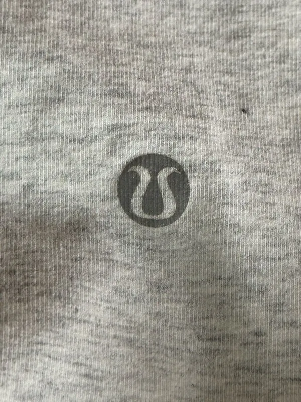 Lululemon Iconic Wrap in Heathered White (First Release) - Image 4