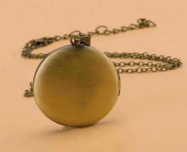 Planet Mercury Photo Locket Necklace. New - Image 6