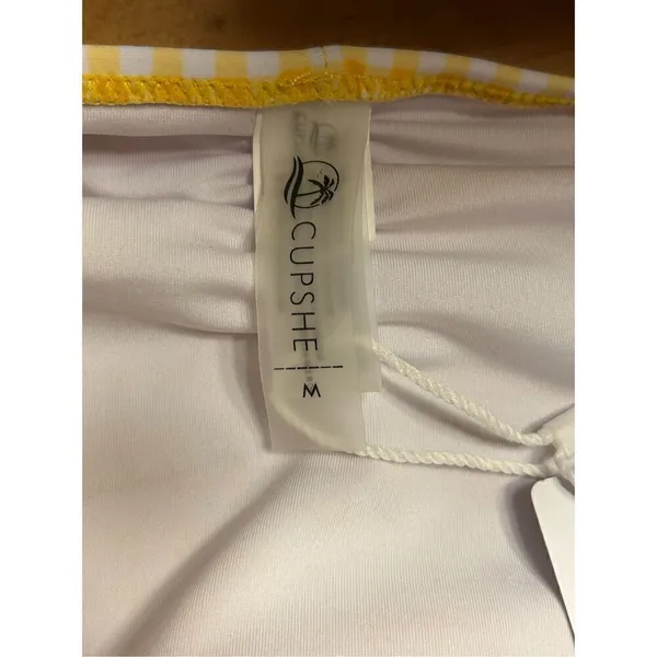 Cupshe swimsuit bottoms medium yellow plaid with ruffle Nwt (4026) - Image 3