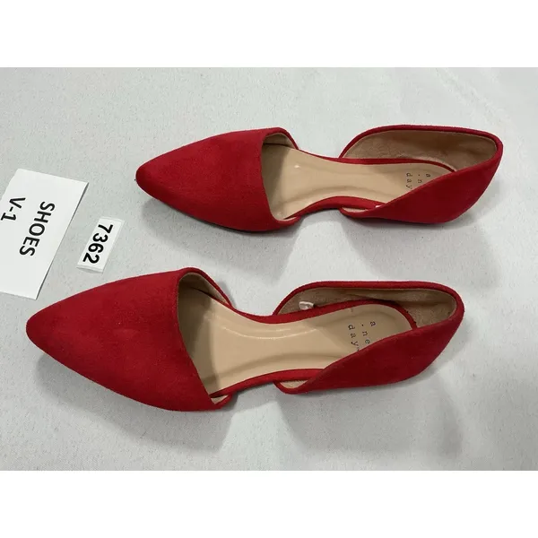 Womans New A New Day Slip On Flats Size 7 Red Side Cut Outs Pointed Toe - Image 3