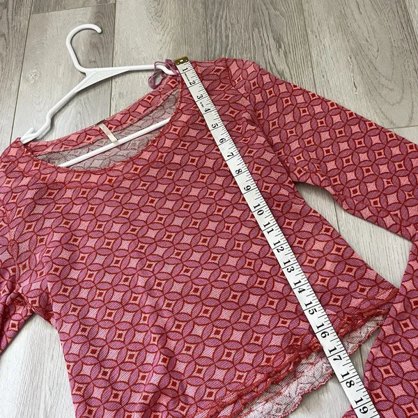 Free People Top geometric print mesh crop long sleeve womens Red small layering - Image 5