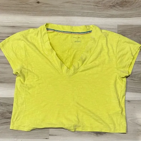 Anthropologie Pilcro Boxy Plunge V-Neck Tee Shirt Yellow Women’s Small - Image 2