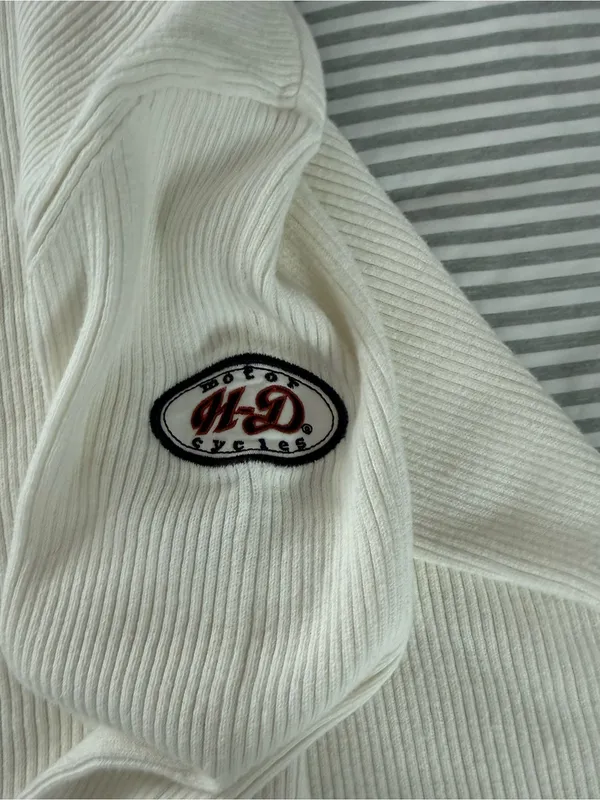 Cream color Ribbed Turtleneck Harley Davidson Sweater with Red Script Accent - Image 6