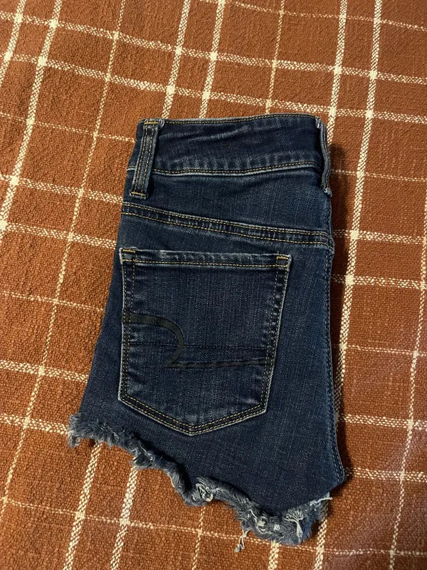 American Eagle Denim Shorts Shortie High-Rise - Image 2