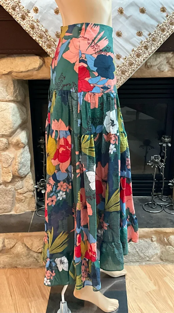 NWT $250.00 mare mare Alyssa Floral Midi Skirt by Free People - Image 9