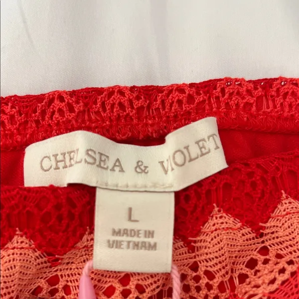 Chelsea & Violet Red and Pink Lace Tie-Front Cropped Top 2 pieces set - Image 9