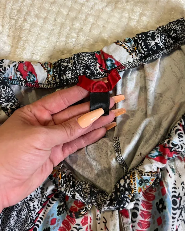 LG TOIII Floral Creme Booty Shorts - Image 3