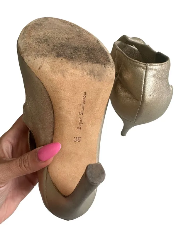RUPERT SANDERSON Gold Leather Heels Size 36 / US 6 - Image 7