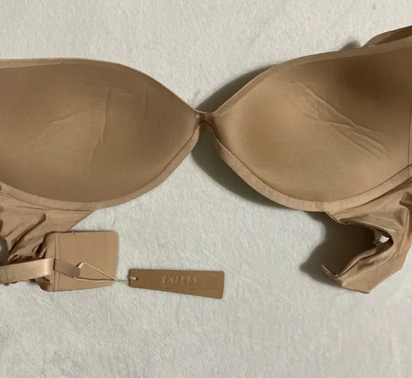 SKIMS Super Push Up Wireless Bra 32C - Image 3