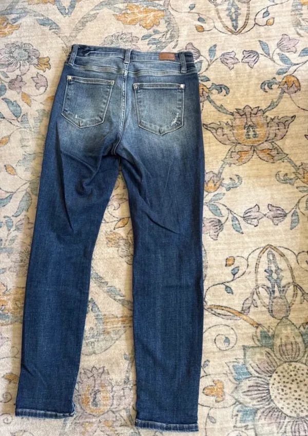 Boyfriend Jeans Judy Blue Distressed - Image 2