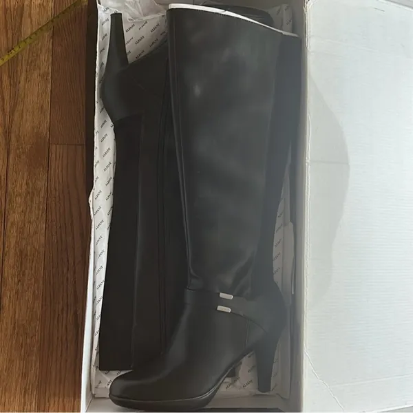 Alfani Step N Flex Elegant Black Knee-High Tall Black Faux Leather Boots NIB - Image 2