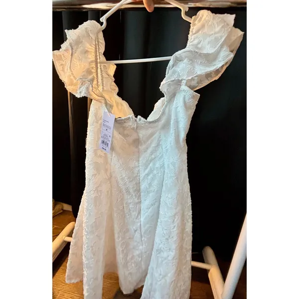 Wild Fable White Floral Jacquard Ruffle Sleeve Mini Dress Sweetheart Cowl Neck M - Image 3