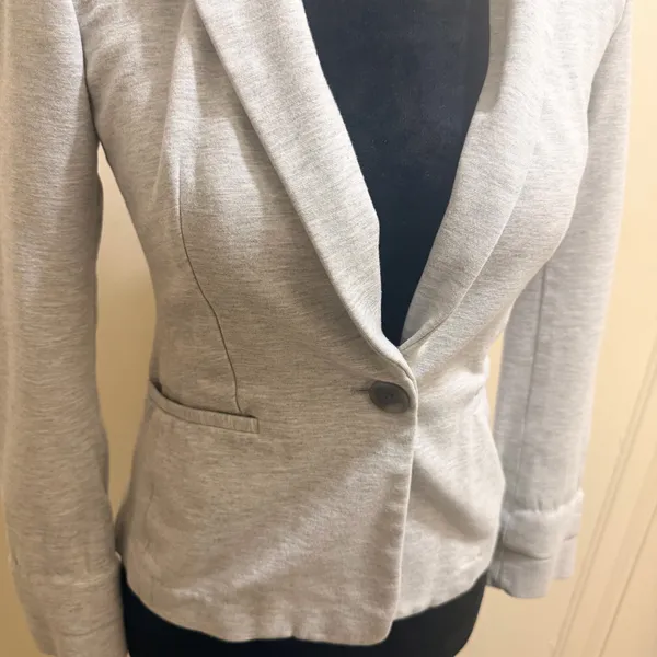 Express Light Grey Fitted Single Button Blazer Size XS - NWOT - Image 2
