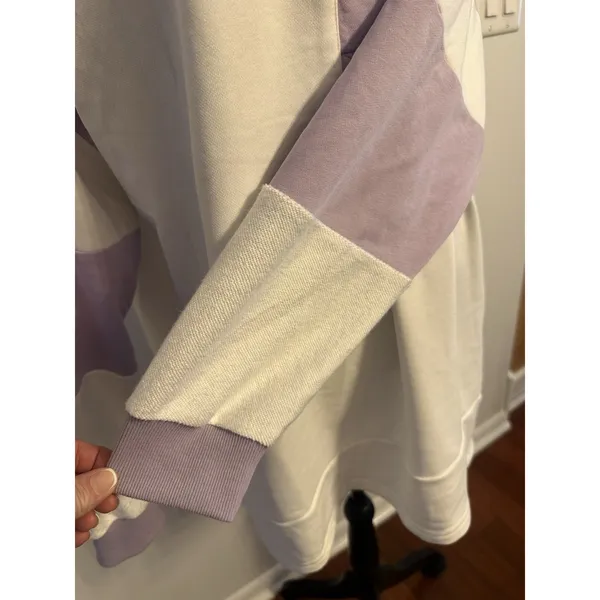 Rugby Sweatshirt Oversized White & Purple Light Size Large Women’s Runs Big!! - Image 3