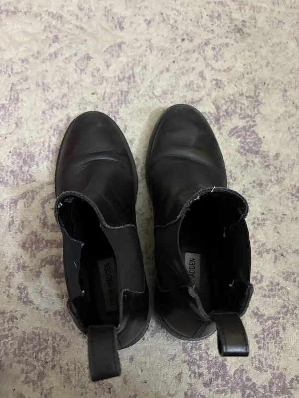 Steve Madden Leopold Chelsea Boots - Image 5