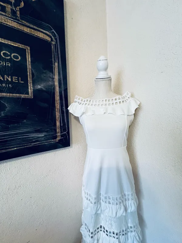 White Wedding Maxi Dress Size M - Image 11