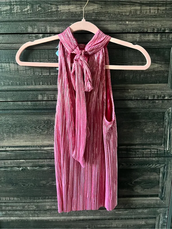 CeCe metallic pink halter top size small - Image 4
