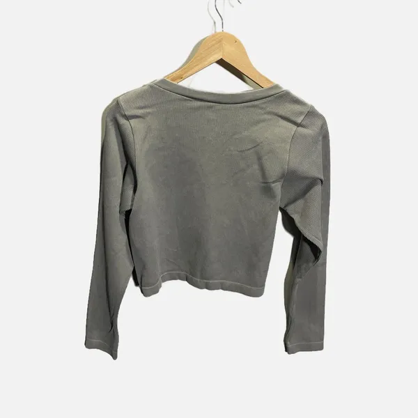 Wild Fable Womens Seamless Long Sleeve Notched Neck Ribbed‎ Crop Top Gray S - Image 4