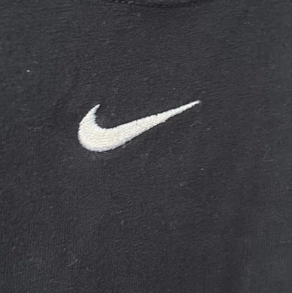 Nike Cropped Tee - Image 2