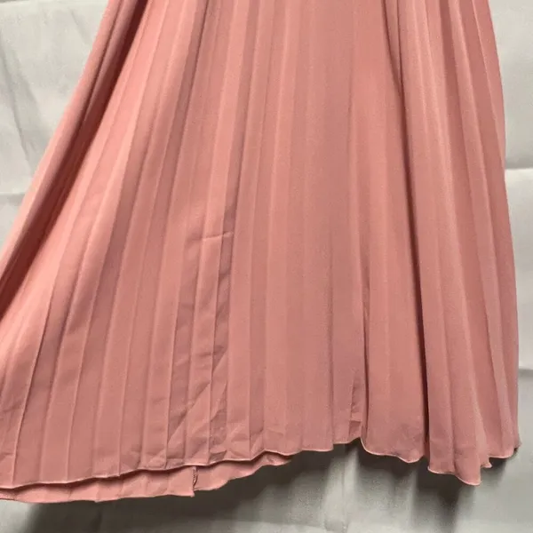 Women's Pink Pleated Sleeveless Midi Dress Size Medium - Image 6