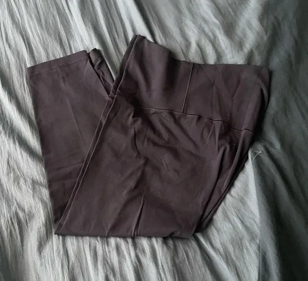 Aerie OFFLINE BY REAL ME HIGH WAISTED CROPPED LEGGING SIZE LARGE - Image 5