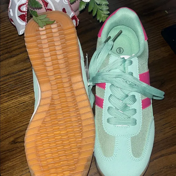 & Other Stories Mint and Pink Sneakers - Image 3