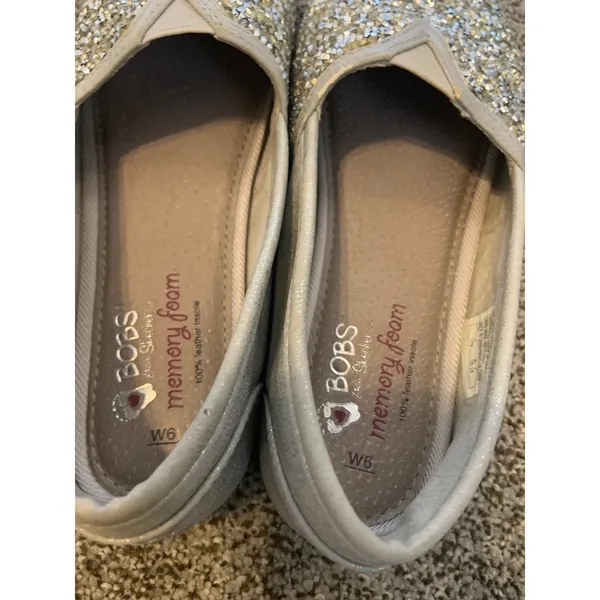 Skechers BOBS Slip On Flats Womens 6 Silver Good Rhinestone Sparkle Metallic - Image 7