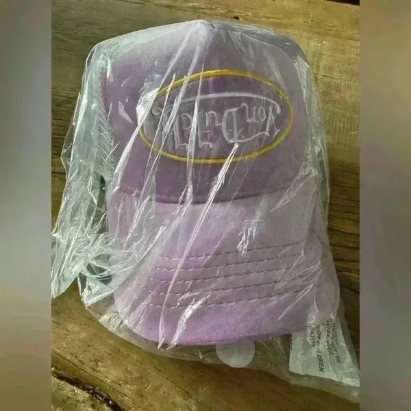 AUTHENTIC Von Dutch Purple/Lavender Velvet Trucker Hat ~ NEW with Hologram - Image 2
