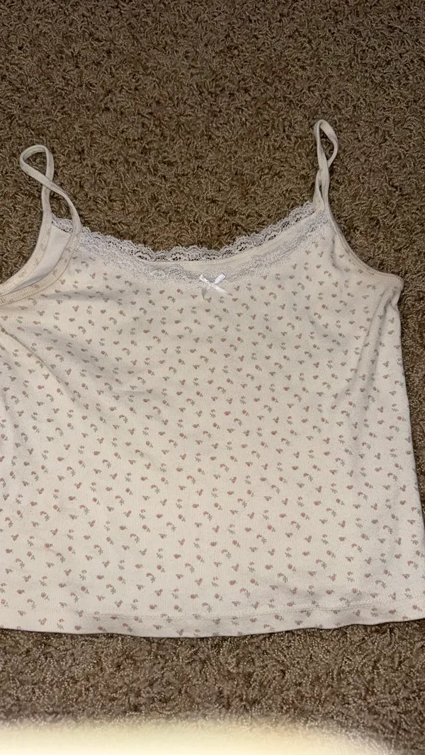 Brandy Melville Crop Top - Image 5