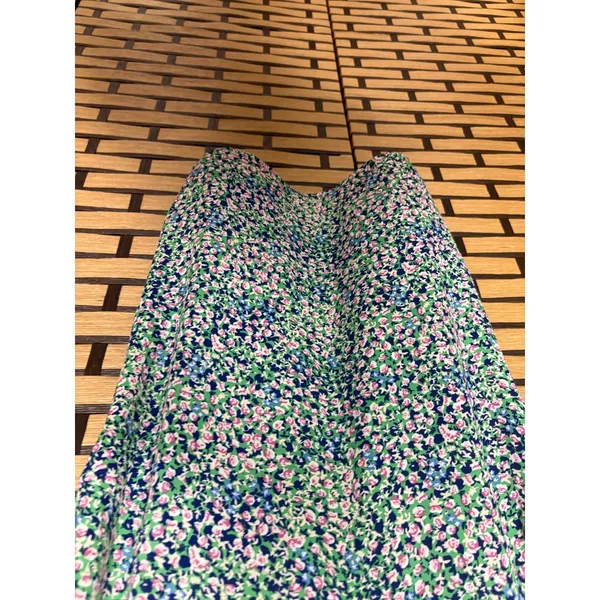 Banana Republic Blue Floral Cami‎ Size Large Petite - Image 4