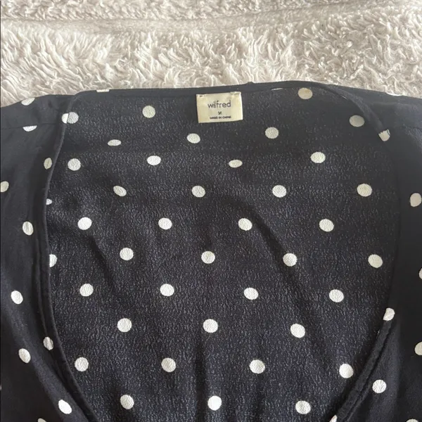 Aritzia Wilfred Top Size Medium Polka Dot - Image 2
