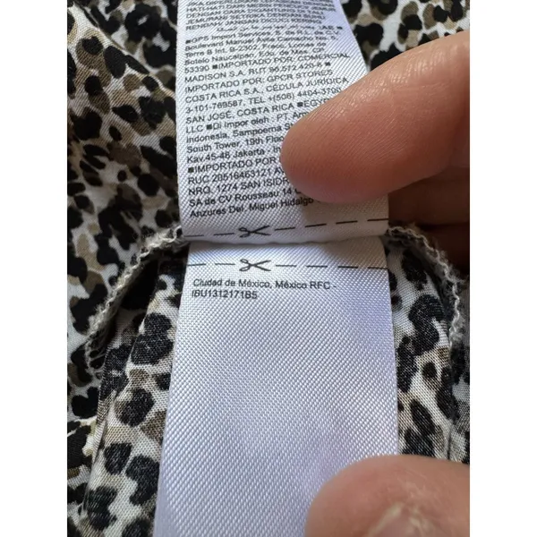 Old Navy Women Sz Small Leopard Print Popover Top Long‎ Sleeve Lightweight Shirt - Image 13