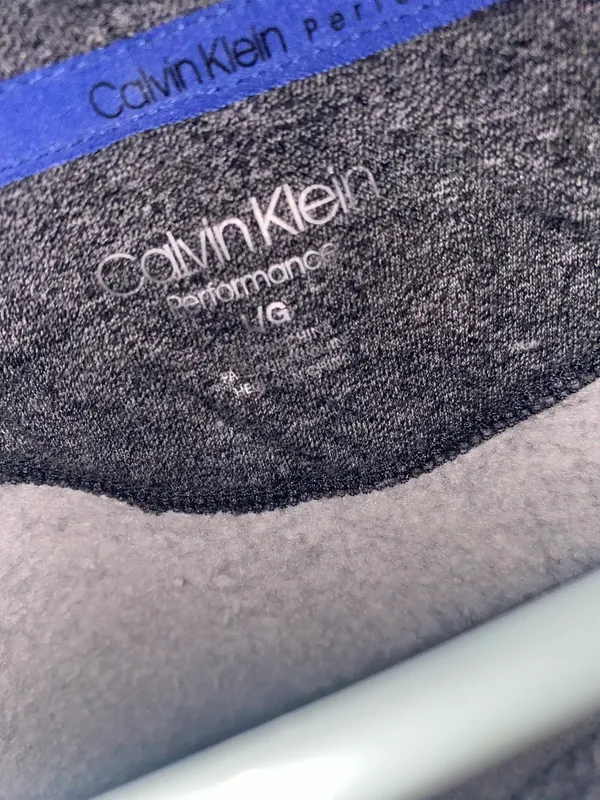 Calvin Klein Sweatshirt - Image 2