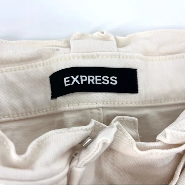 Express‎ Shortie Extreme High Rise with Tie Belt Paper Bag Shorts Cream Size 6 - Image 9