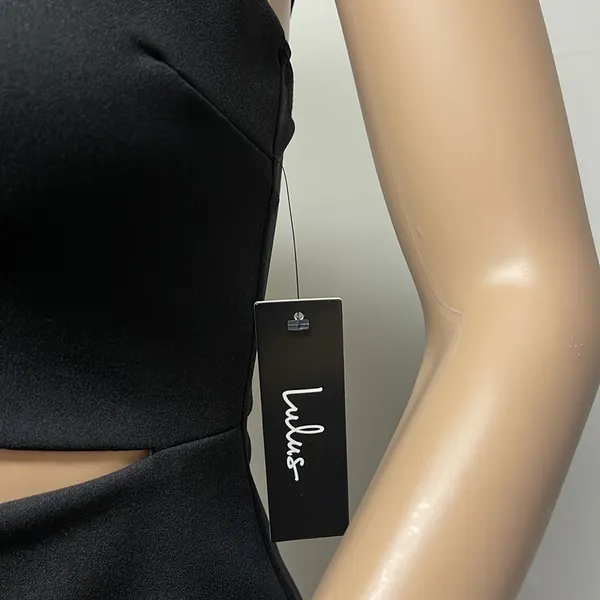 NWT Lulu’s Little Black Dress with peek a boo front opening - Image 2