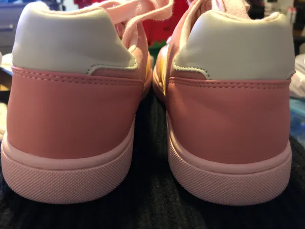 Sneakers - Image 4