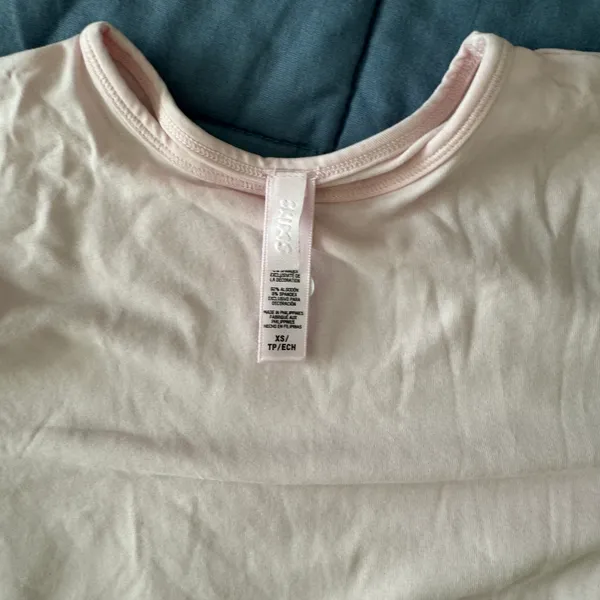 SKIMS baby pink cropped long sleeve tshirt - Image 2