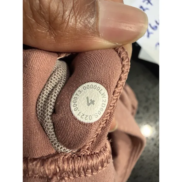 LULULEMON Nulu Mesh Support Yoga Bra Sz‎ 4 Jewel Emboss Spiced Chai - Image 7