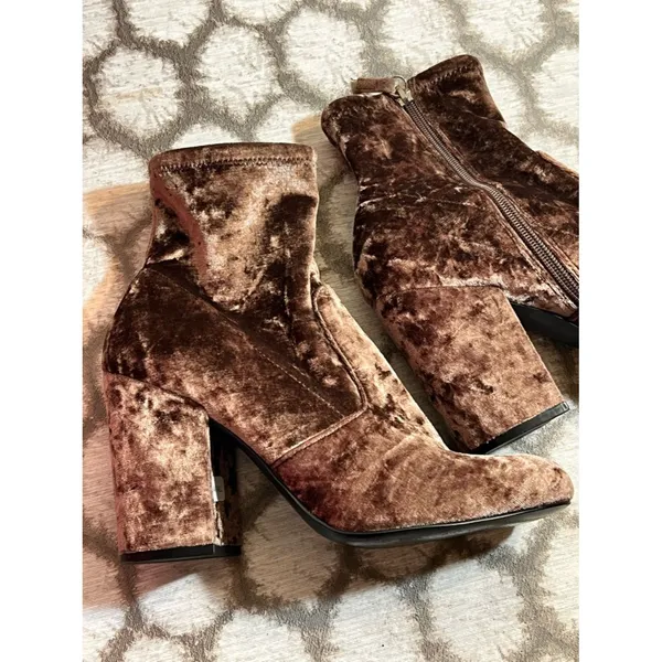 Steve Madden Brown Crushed Velvet Block Heel Ankle Boots - Image 7